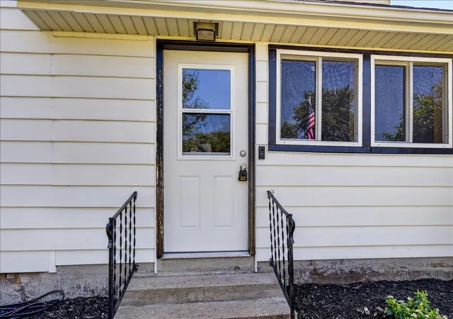Photo 4 of Sale Pending at 411 Main St, Leaf River, IL 61047 | MLS# 12721565 | Listing updated on 2026-08-21