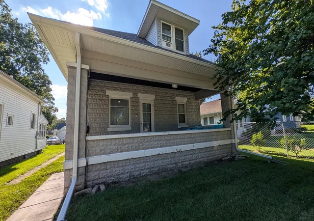 2nd image of 258 7th St, Silvis, IL 61282 | MLS# 12721772