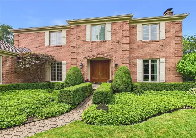 3rd image of 120 W Blackthorn Ln, Lake Forest, IL 60045 | MLS# 12721861