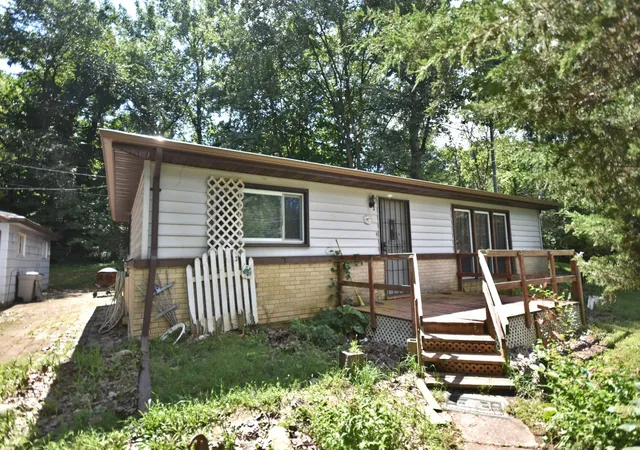3rd image of 34W615 Illinois St, St. Charles, IL 60174 | MLS# 12721863