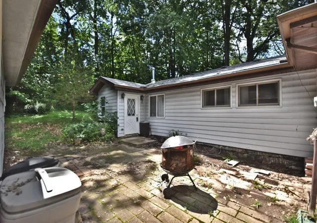 4th image of 34W615 Illinois St, St. Charles, IL 60174 | MLS# 12721863