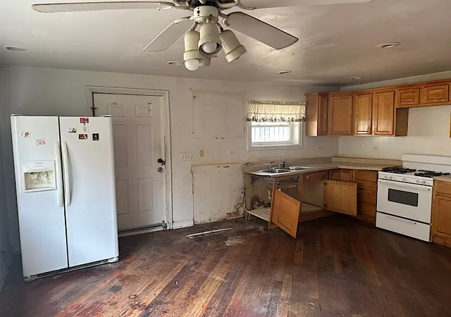 Photo 2 of Sale Pending at 2809 S Saint Louis Ave, Chicago, IL 60623 | MLS# 12721884 | Listing updated on 2026-08-17