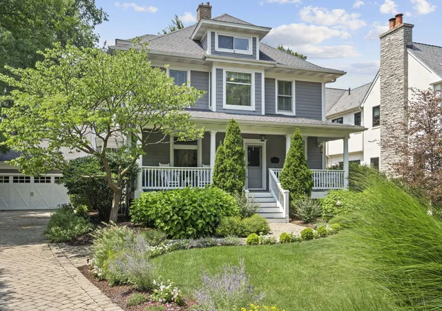 Photo 1 of Single family home for sale at 180 S Arlington Ave, Elmhurst, IL 60126 | MLS# 12722110 | Listing updated on 2026-08-19