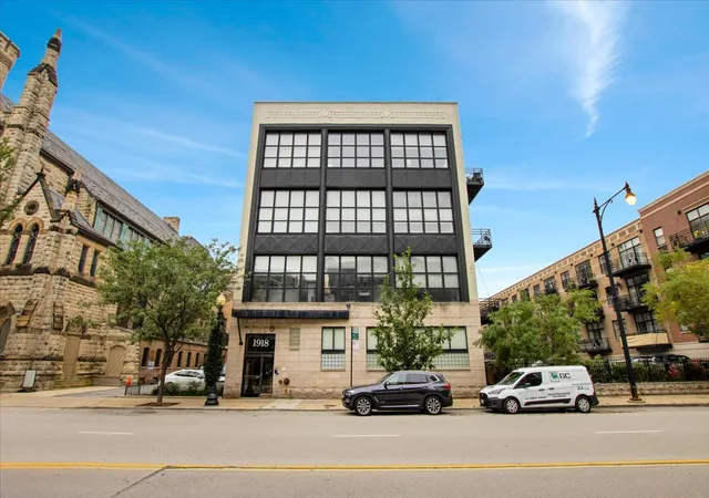 Photo 1 of Sale Pending at 1918 S Michigan Ave #207, Chicago, IL 60616 | MLS# 12722176 | Listing updated on 2026-10-09