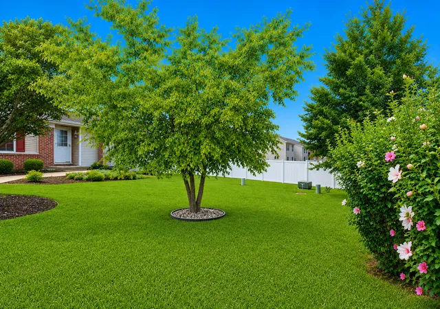 Photo 3 of Townhouse for sale at 5614 W Sutton Pl #A, Monee, IL 60449 | MLS# 12722258 | Listing updated on 2026-08-20