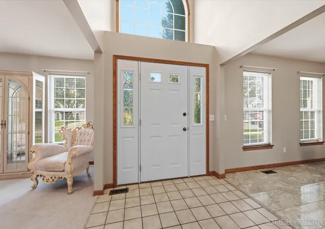image of 2513 Briarwood Ct, Aurora, IL 60506 | MLS# 12722297