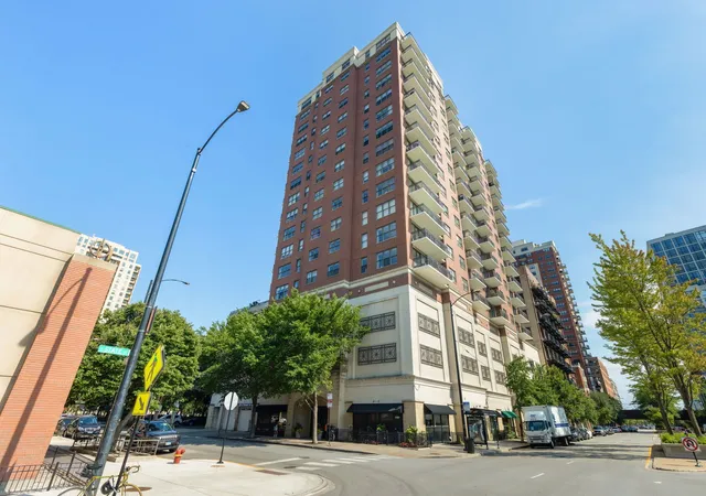 Condo for sale at 5 E 14th Place #1402, Chicago, IL 60605 | MLS# 12722321 | Listing updated on 2026-09-01