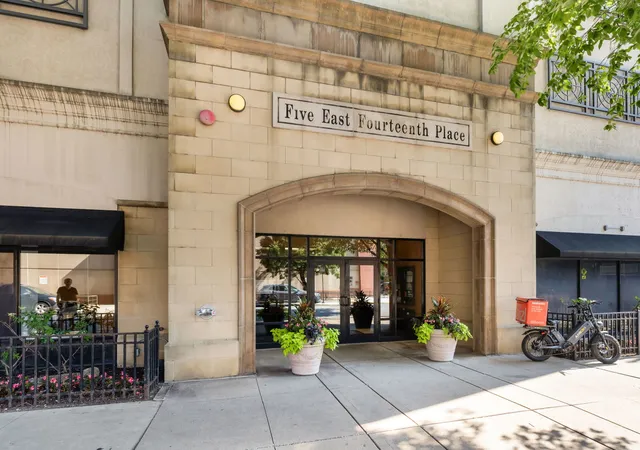 Photo 1 of Condo for sale at 5 E 14th Place #1402, Chicago, IL 60605 | MLS# 12722321 | Listing updated on 2026-09-01