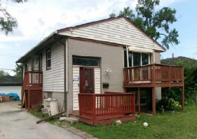 Photo 3 of Sale Pending at 16130 Marshfield Ave, Markham, IL 60428 | MLS# 12722405 | Listing updated on 2026-09-01