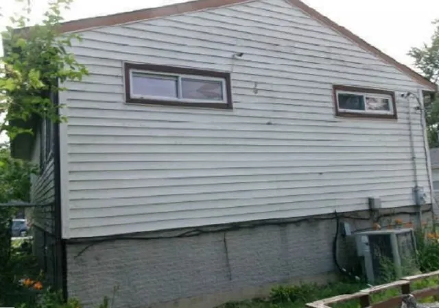 Photo 3 of Sale Pending at 16130 Marshfield Ave, Markham, IL 60428 | MLS# 12722405 | Listing updated on 2026-09-01