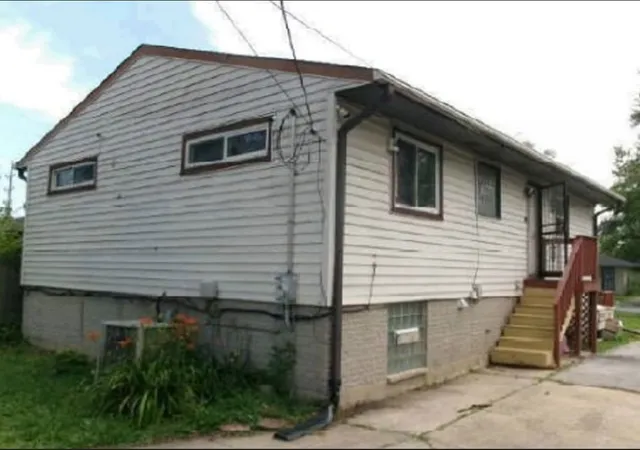 Photo 4 of Sale Pending at 16130 Marshfield Ave, Markham, IL 60428 | MLS# 12722405 | Listing updated on 2026-09-01