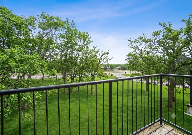 Photo 3 of Condo for sale at 10041 S Walnut Ter #31-307, Palos Hills, IL 60465 | MLS# 12722415 | Listing updated on 2026-09-25
