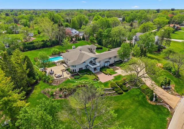 1st image of 1877 Banbury Rd, Inverness, IL 60067 | MLS# 12722496