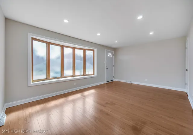 Photo 2 of Sale Pending at 11232 S Albany Ave, Chicago, IL 60655 | MLS# 12722518 | Listing updated on 2026-09-23