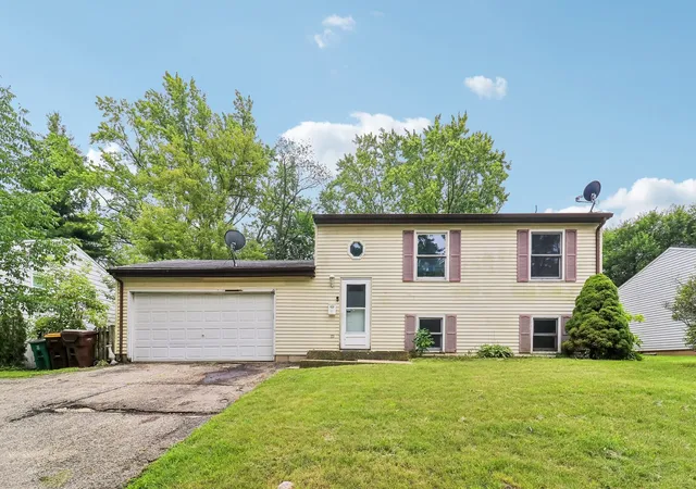 1st image of 107 W Melody Ln, Woodstock, IL 60098 | MLS# 12722578