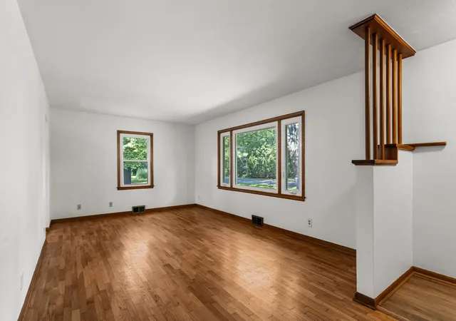 5th image of 713 Southwest Dr, Champaign, IL 61820 | MLS# 12722672