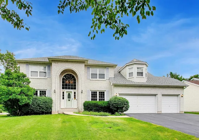 2nd image of 840 Napa Ln, Aurora, IL 60502 | MLS# 12722783