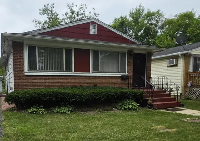 1st image of 821 E 10th Pl, Ford Heights, IL 60411 | MLS# 12722903