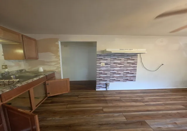 4th image of 821 E 10Th Pl, Ford Heights, IL 60411 | MLS# 12722903