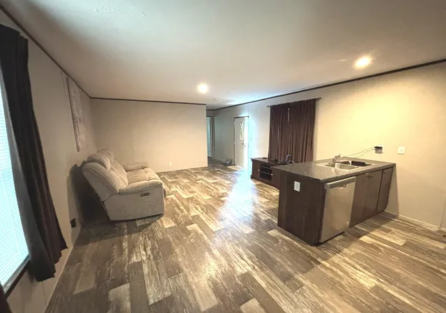 Photo 2 of Sale Pending at 1964 Dogwood Ln, Centralia, IL 62801 | MLS# 12723012 | Listing updated on 2026-08-21