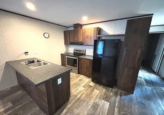 Photo 3 of Sale Pending at 1964 Dogwood Ln, Centralia, IL 62801 | MLS# 12723012 | Listing updated on 2026-08-21