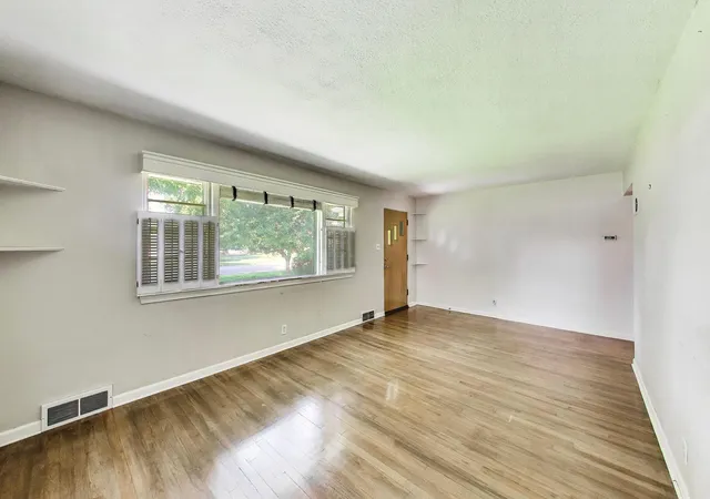 4th image of 518 N William St, Joliet, IL 60435 | MLS# 12723028
