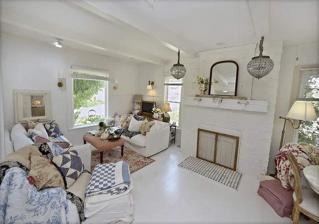 Photo 3 of Sale Pending at 534 2nd Avenue, Ottawa, IL 61350 | MLS# 12723058 | Listing updated on 2026-09-22