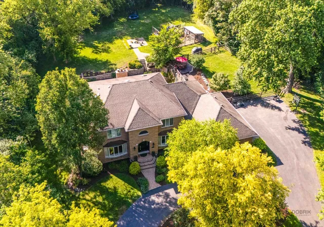 Photo 3 of Single family home for sale at 4525 Red Oak Ln, Long Grove, IL 60047 | MLS# 12723073 | Listing updated on 2026-09-02