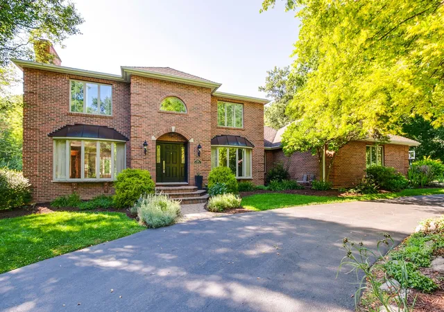 Photo 4 of Single family home for sale at 4525 Red Oak Ln, Long Grove, IL 60047 | MLS# 12723073 | Listing updated on 2026-09-02
