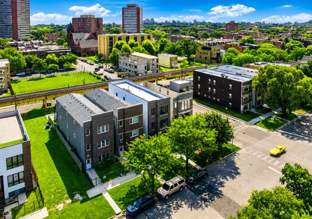 Photo 3 of Multi family home for sale at 4053 S Prairie Ave, Chicago, IL 60653 | MLS# 12723096 | Listing updated on 2026-08-25