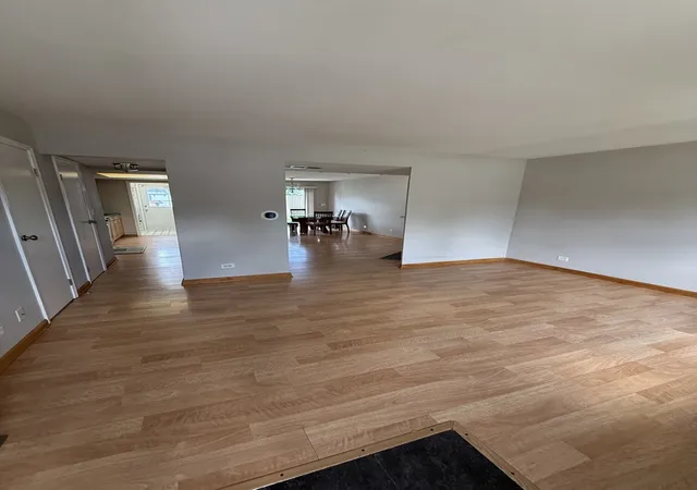 Photo 3 of Townhouse for sale at 1932 Farnham Ct, Schaumburg, IL 60194 | MLS# 12723099 | Listing updated on 2026-09-03