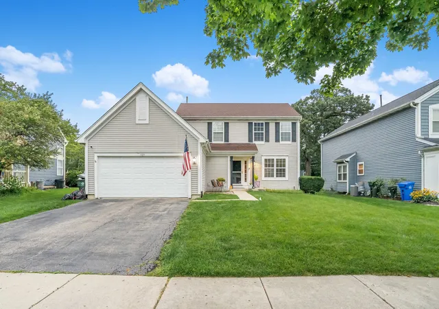 3rd image of 525 Arlington Ln, South Elgin, IL 60177 | MLS# 12723229