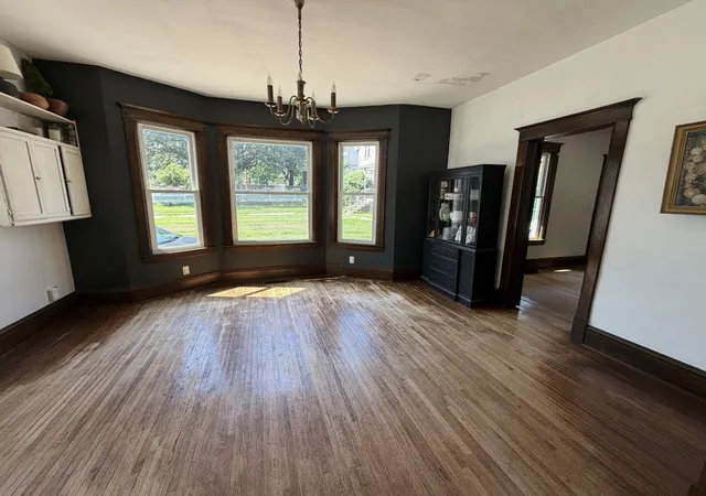 Photo 2 of Single family home for sale at 409 S Chestnut St, Kewanee, IL 61443 | MLS# 12723278 | Listing updated on 2026-08-23