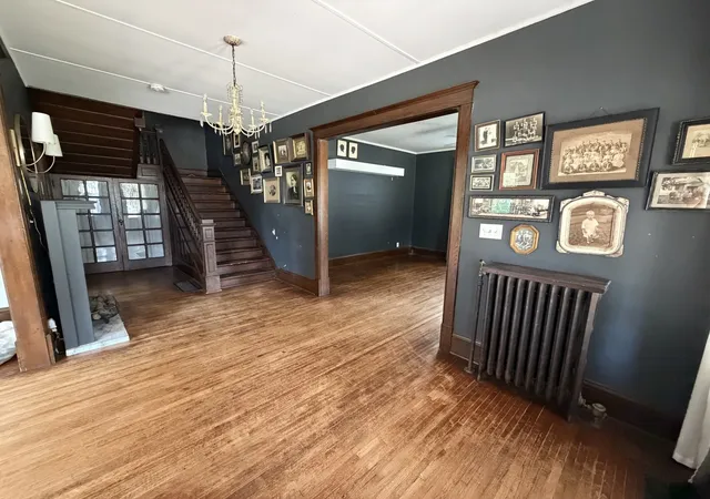 Photo 3 of Single family home for sale at 409 S Chestnut St, Kewanee, IL 61443 | MLS# 12723278 | Listing updated on 2026-08-23
