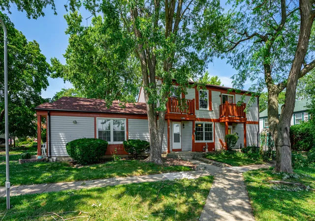 Condo for sale at 507 Darlene Ln #C, Glendale Heights, IL 60139 | MLS# 12723321