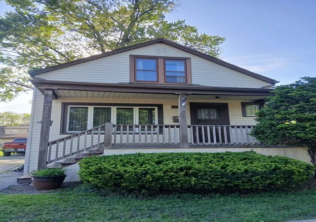 Photo 1 of Single family home for sale at 11028 S Sawyer Ave, Chicago, IL 60655 | MLS# 12723401 | Listing updated on 2026-08-27