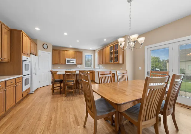 image of 1790 Queensport Dr, Crystal Lake, IL 60014 | MLS# 12723609