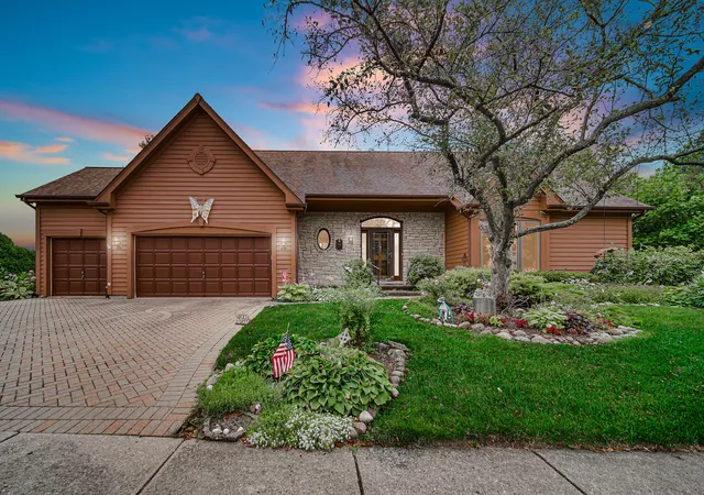 2nd image of 779 Feather Sound Dr, Bolingbrook, IL 60440 | MLS# 12723659