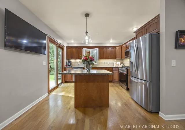 3rd image of 1808 Downing Ct, Naperville, IL 60563 | MLS# 12723685