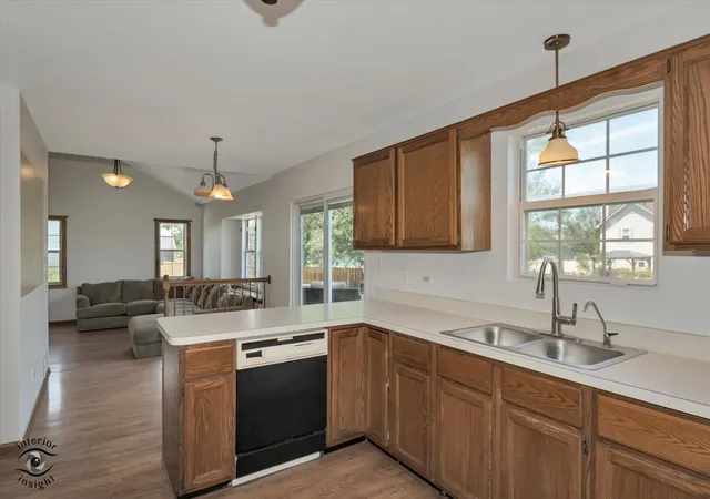 Photo 3 of Single family home for sale at 20532 Timber Ml Dr, Frankfort, IL 60423 | MLS# 12723752 | Listing updated on 2026-08-19