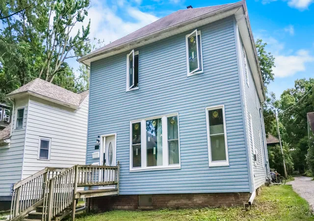 1st image of 709 W California Ave, Urbana, IL 61801 | MLS# 12723769