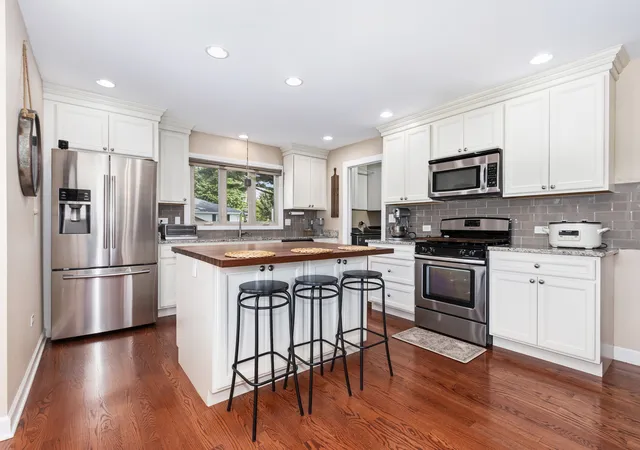 image of 20752 Mary Dr, Lockport, IL 60441 | MLS# 12723847