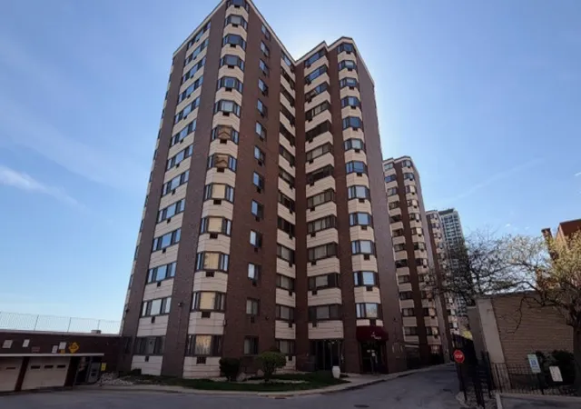 Photo 1 of Sale Pending at 7337 S South Shore Dr #1424, Chicago, IL 60649 | MLS# 12723854 | Listing updated on 2026-08-20