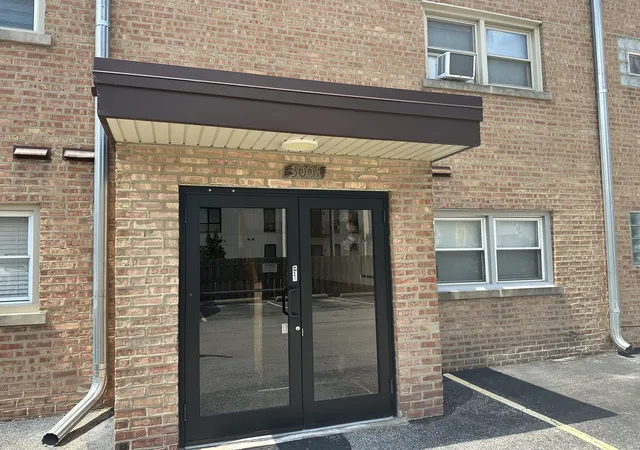 2nd image of 3001 N Paris Ave, River Grove, IL 60171