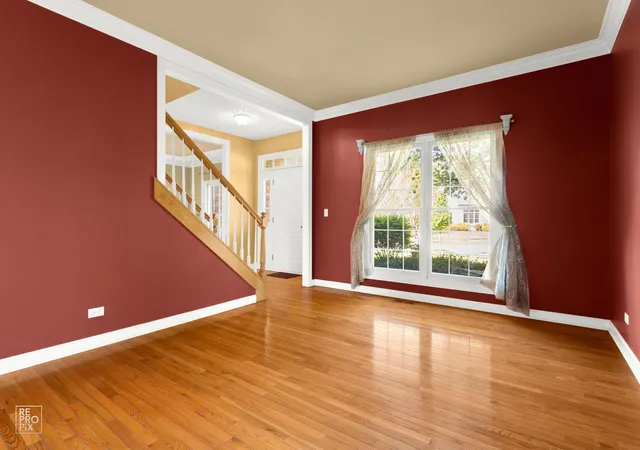 Photo 3 of Single family home for sale at 2820 Fairhauser Ct, Naperville, IL 60564 | MLS# 12723863 | Listing updated on 2026-08-20