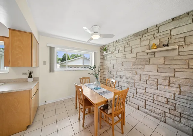 Photo 4 of Single family home for sale at 1017 S Norbury Ave, Lombard, IL 60148 | MLS# 12723865 | Listing updated on 2026-09-06