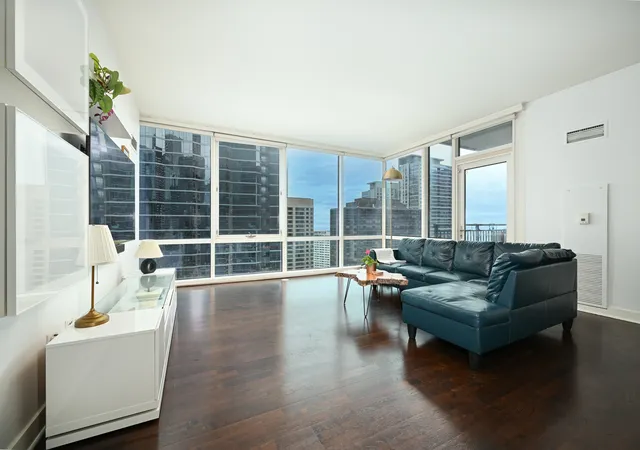 5th image of 505 N Mcclurg Ct #3301, Chicago, IL 60611 | MLS# 12723913