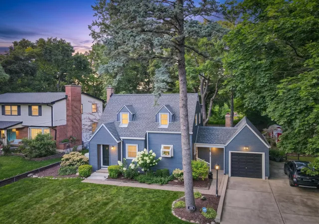 1st image of 834 Forest Ave, Elgin, IL 60120 | MLS# 12724020