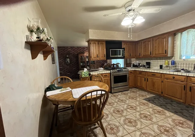 5th image of 9823 256Th Ave, Salem, WI 53168 | MLS# 12724096