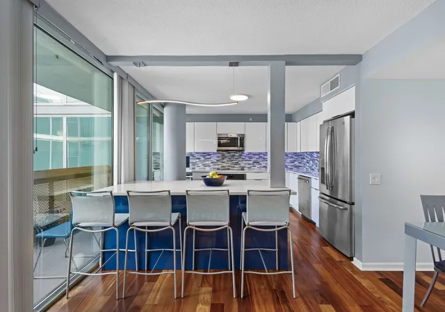4th image of 1580 Sherman Ave #1207, Evanston, IL 60201 | MLS# 12724182